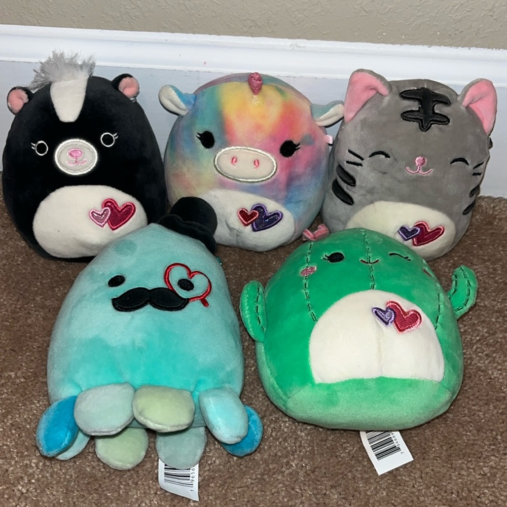 Squishmallow bundle of 5 small Valentines plush